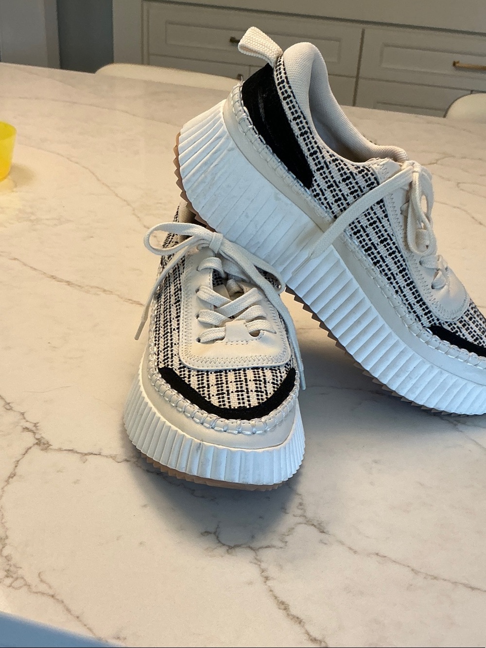 Dolce Vita Dannis black/white knit platform sneakers size 8.